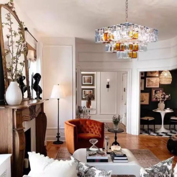 Đèn Chùm Thuỷ Tinh Hình Viên Đường Trắng Nâu Thiết Kế Pháp Sáng Tạo Thẩm Mỹ Decor Triển Lãm