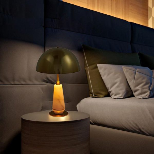 Đèn Bàn Nấm Chao Tròn Kim Loại Mạ Vàng, Đá Cẩm Thạch Quý Phái Decor Phòng Khách Biệt Thự, Phòng Ngủ
