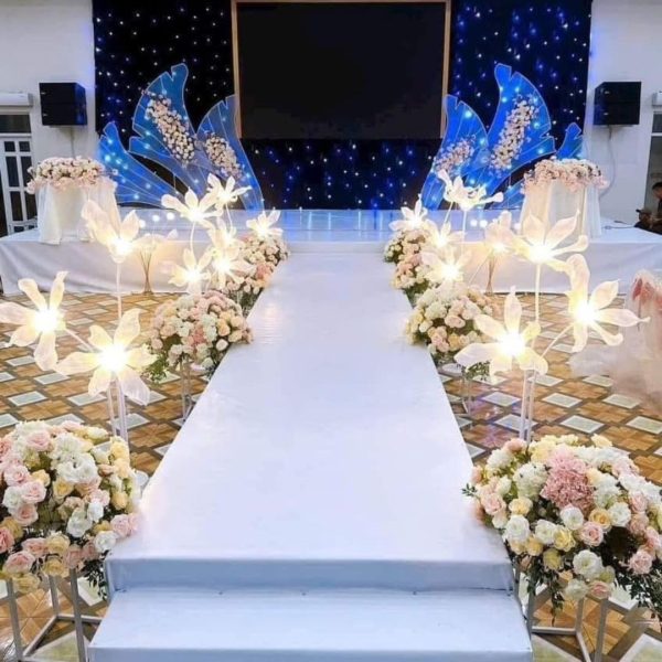 Đèn Cây Hoa Thuỷ Tiên 3 Chế Độ Sáng Dẫn Lối Lễ Đường Tiệc Cưới, Trang Trí Sảnh Cưới Nhà Hàng Đẹp Xinh