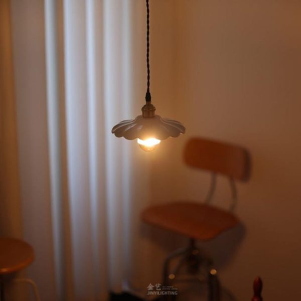 Đèn Chùm Chao Hoa Gốm Sứ Tráng Men Trắng Thanh Lịch Decor Quán Cafe, Sân Thượng, Đầu Giường Ngủ