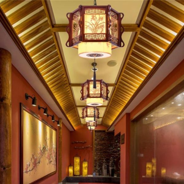 Đèn Lồng PVC Khung Gỗ Trung Quốc Mang Nét Đẹp Văn Hoá Á Đông Decor Nhà Hàng Khách Sạn Cổ Điển