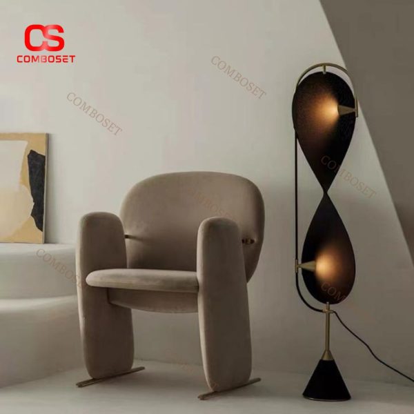 Đèn Sàn Khung Sắt Số 8 Mạ Vàng Vải Quấn Thủ Công Điệu Nghệ Trang Trí Phòng Khách, Triển Lãm