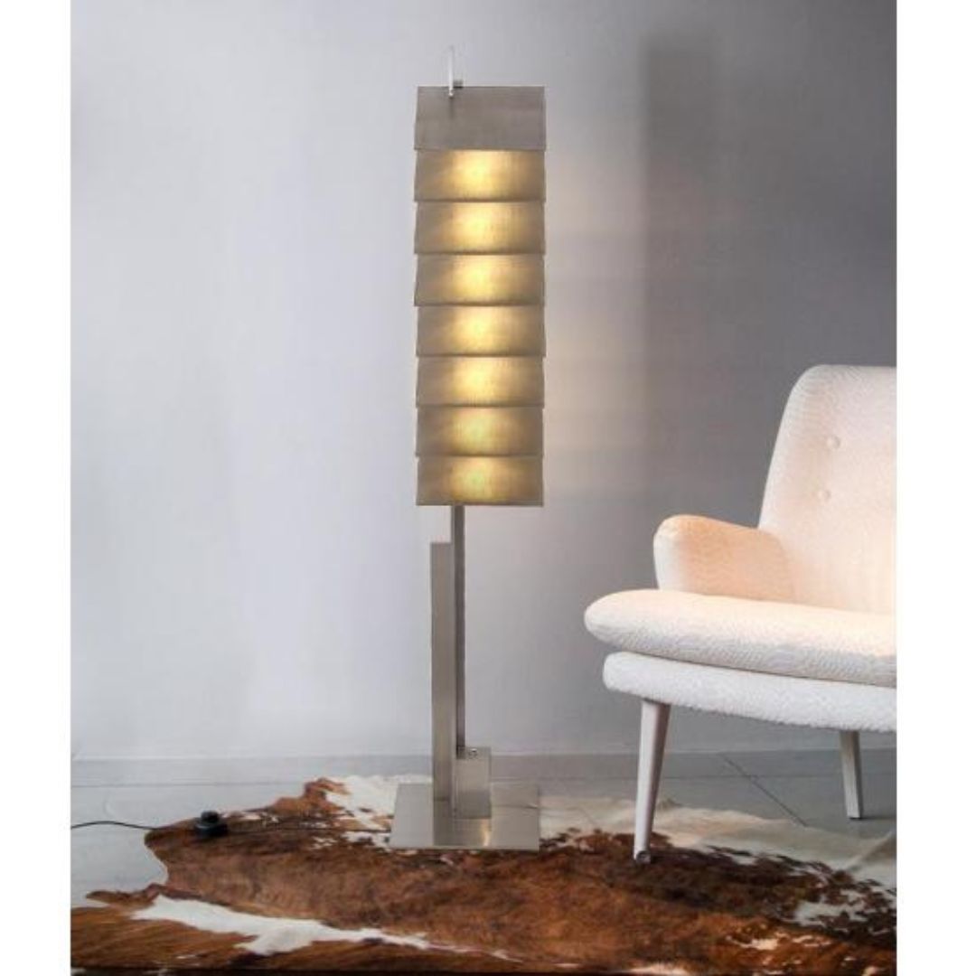 Đèn Sàn Thép Phong Cách Công Nghiệp Retro Cá Tính Trưng Bày Cửa Hàng Thời Trang, Quán Cafe