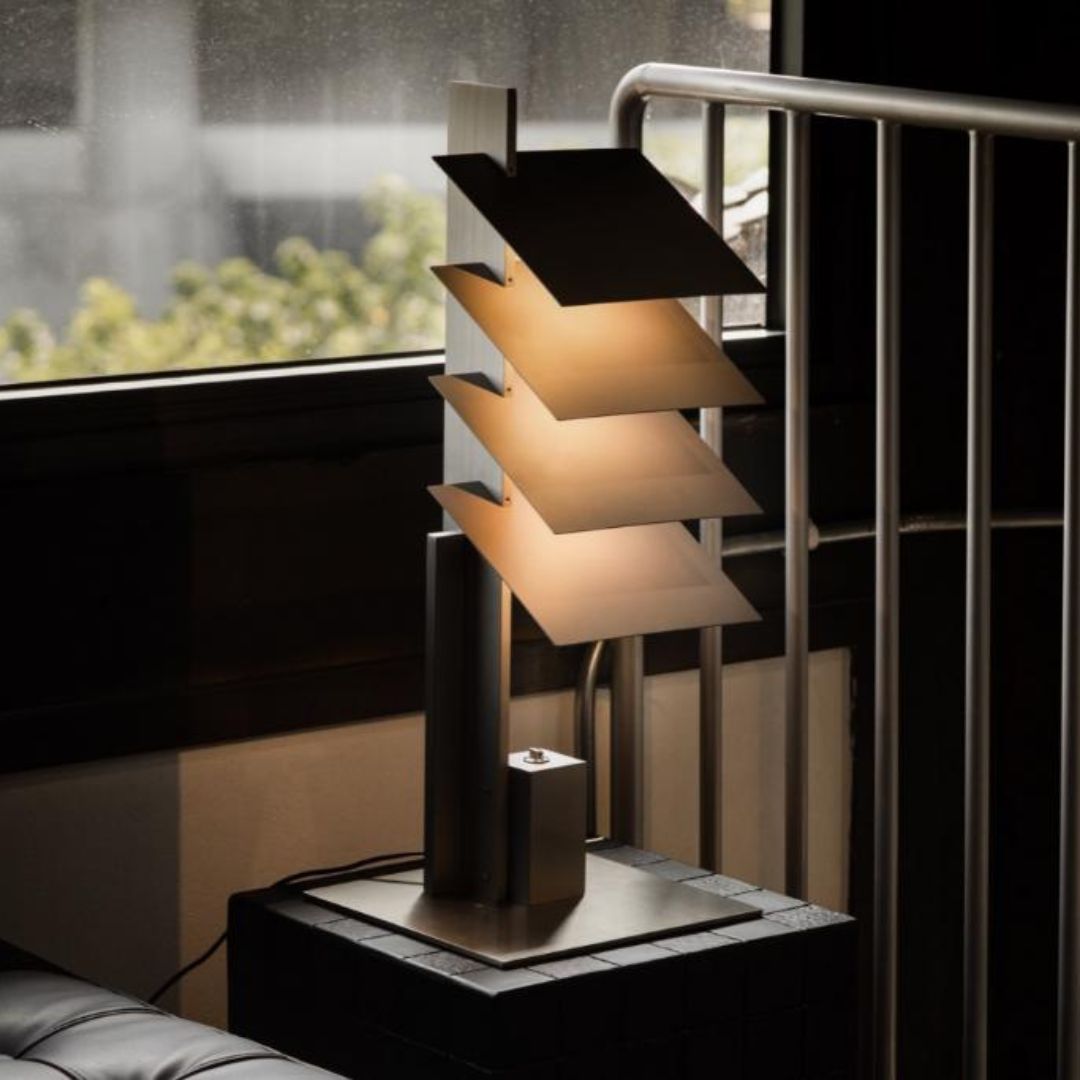 Đèn Sàn Thép Phong Cách Công Nghiệp Retro Cá Tính Trưng Bày Cửa Hàng Thời Trang, Quán Cafe