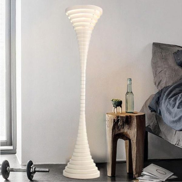 Đèn Sàn Tháp Lốc Xoáy Xoắn Ốc Màu Trắng Trang Nhã Mang Kiến Trúc Hy Lạp La Mã