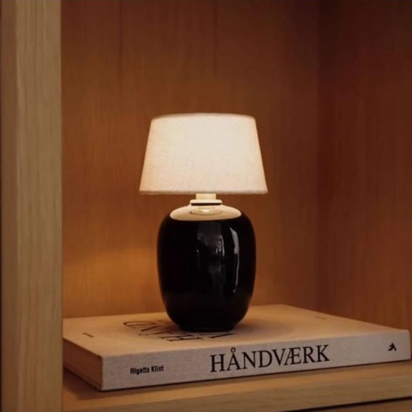 Đèn Bàn Gốm Nhỏ Gọn Chao Vải Vintage Làm Quà Tặng, Chiếu Sáng Ngủ, Decor Bàn Làm Việc