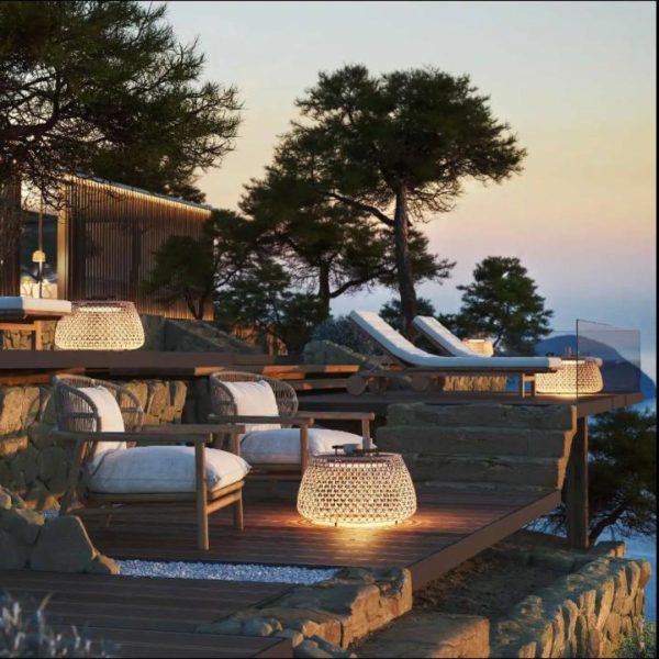 Đèn Bàn Kiểu Dáng Rổ Đan Năng Lượng Mặt Trời Sân Thượng Phong Cách Resort