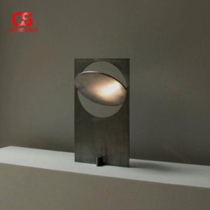Đèn Bàn Thép Hình Học Xoay 360 Độ Phong Cách Retro Công Nghiệp Hiện Đại