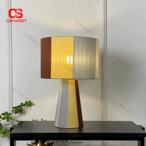Đèn Bàn Vải Sọc 3 Màu Độc Lạ Phong Cách Pháp Chiếu Sáng Triển Lãm, Phòng Khách Nghệ Thuật