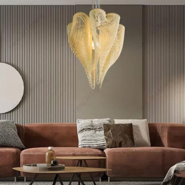 Đèn Chùm Hình Lưới Xếp Thiết Kế Ấn Tượng Cho Showroom & Nhà Hàng Cao Cấp, Khách Sạn
