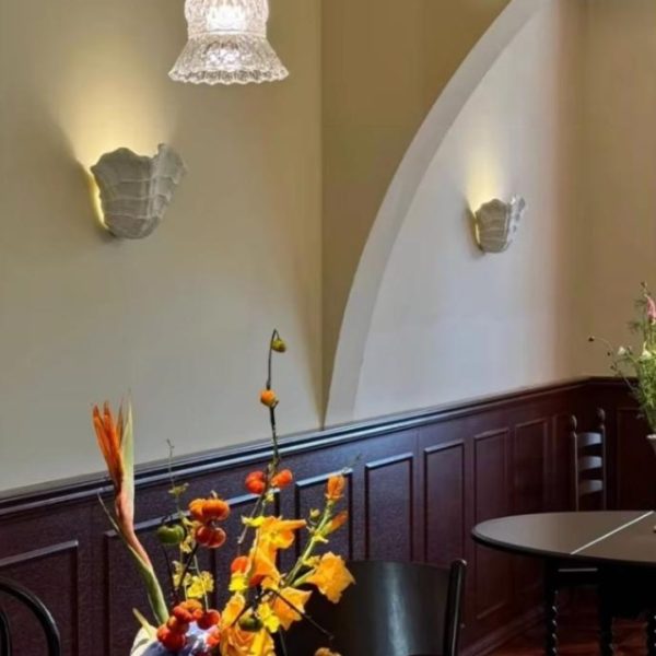 Đèn Tường Vỏ Sò Trắng Bằng Nhựa Giả Thạch Cao Phong Cách Pháp Decor Quán Cafe, Nhà Hàng