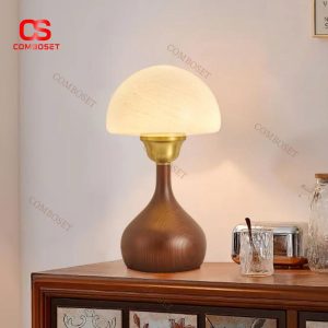 Đèn Bàn Cổ Điển Kiểu Âu Chụp Vòm Thuỷ Tinh Phong Cách Retro Vintage Ánh Sáng Ấm Cho Góc Làm Việc và Thư Giãn