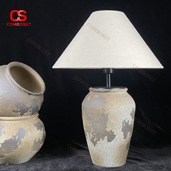 Đèn Bàn Gốm Handmade Hoạ Tiết Vân Nứt Giả Cổ Mới Lạ Chụp Vải Thô Mộc Truyền Thống