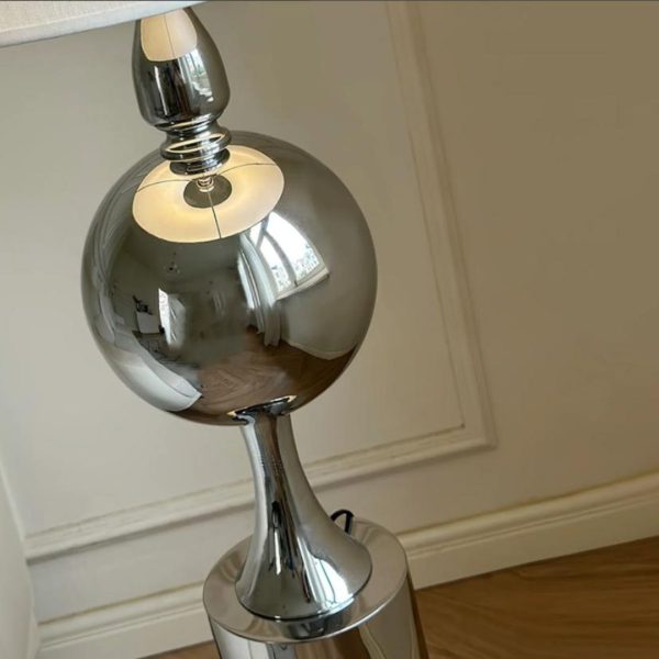 Đèn Sàn Kim Loại Mạ Nano Chụp Vải Kem Phong Cách Bauhaus Ánh Sáng Vàng Ấm Decor Gốc Nhà, Sofa