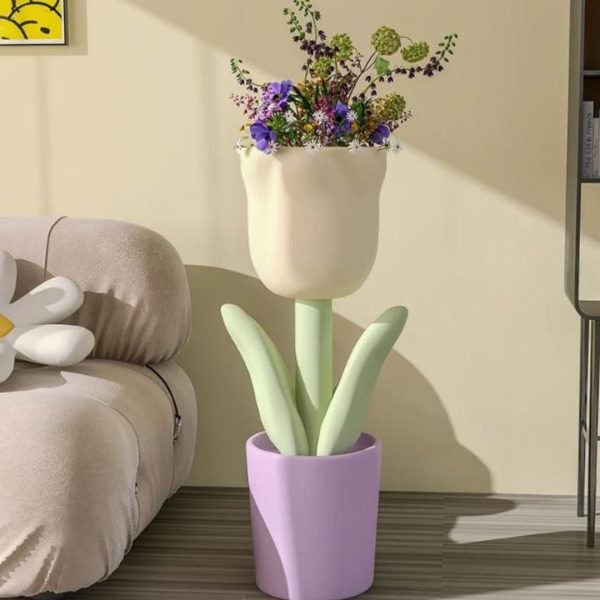 Tượng Hoa Tulip Nhiều Màu Bằng Nhựa, Có Ngăn Chứa Cắm Hoa, Đựng Đồ Vật Decor Studio