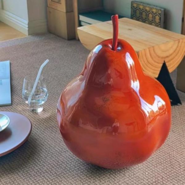 Tượng Trái Lê Đỏ Bằng Nhựa Decor Phòng Ngủ, Phòng Khách, Làm Quà Tặng Ý Nghĩa
