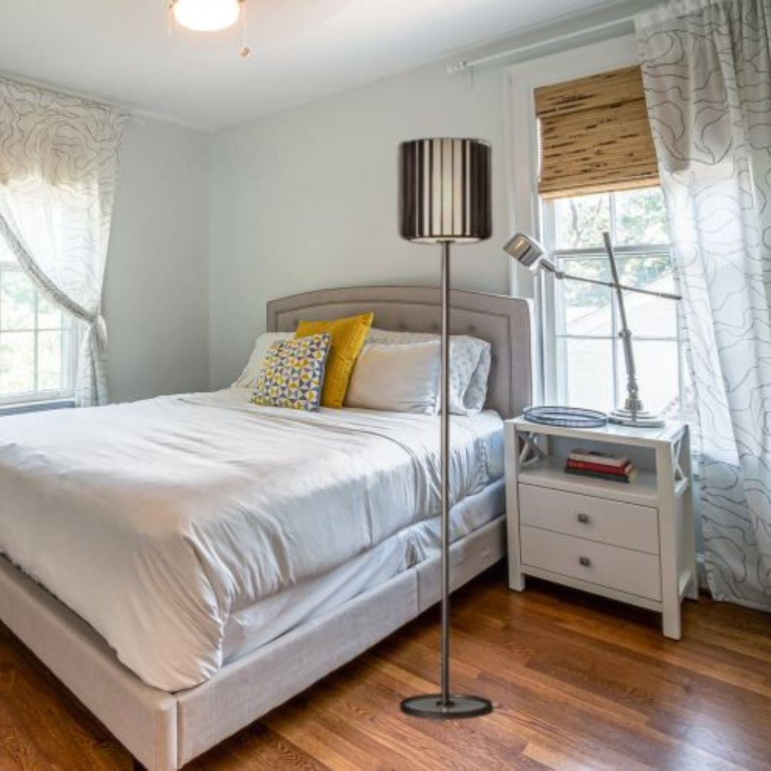 Đèn Sàn Chao Kính Khung Đồng Tối Giản Cao Cấp Cho Không Gian Hiện Đại Phòng Khách, Phòng Ngủ