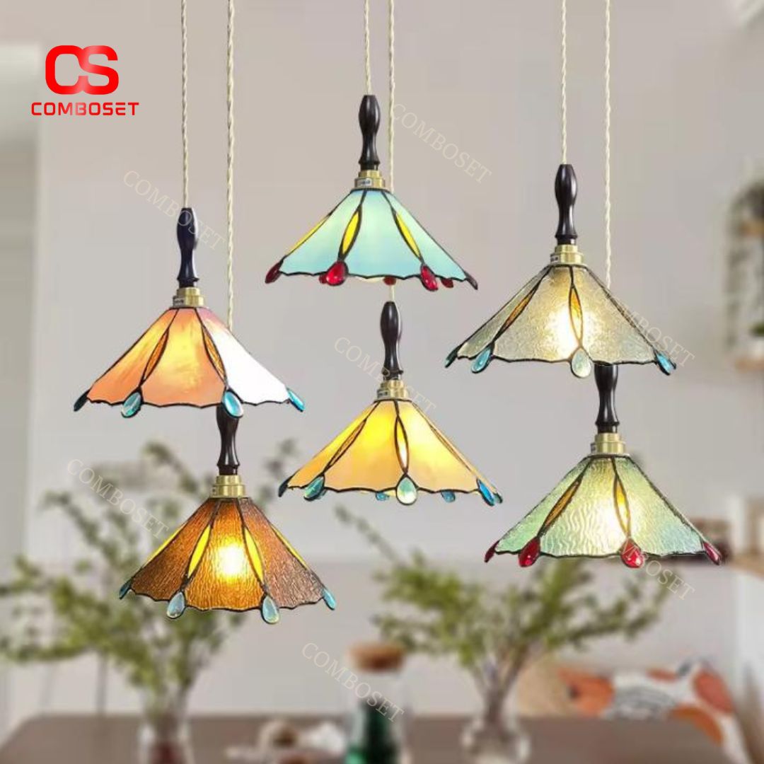 Đèn Thả Kính Màu Hoa Bướm Đáng Yêu Decor Nội Thất Cổ Điển, Ánh Sáng Vàng Ấm Lãng Mạn