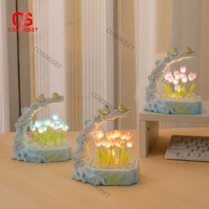 Đèn Bàn Mini Hình Hoa Tulip Có Chim Xinh Xắn Phong Cách Fairy Tale Decor Phòng Ngủ Mộng Mơ