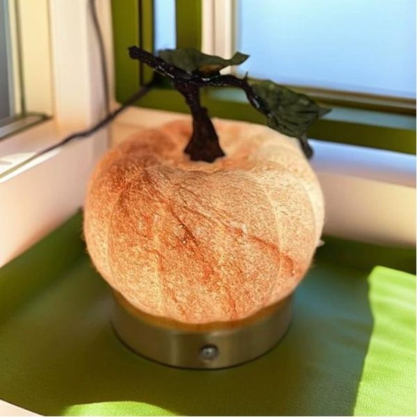 Đèn Bàn Thủy Tinh Quả Bí Ngô Nhiều Màu Dễ Thương Decor Nội Thất Hiện Đại