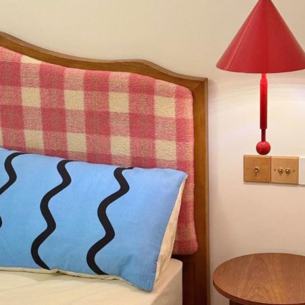 Đèn Thả Hình Nón Kim Loại Màu Đỏ, Xanh, Vàng Decor Không Gian Nghệ Thuật Cho Quán Cafe, Nhà Hàng