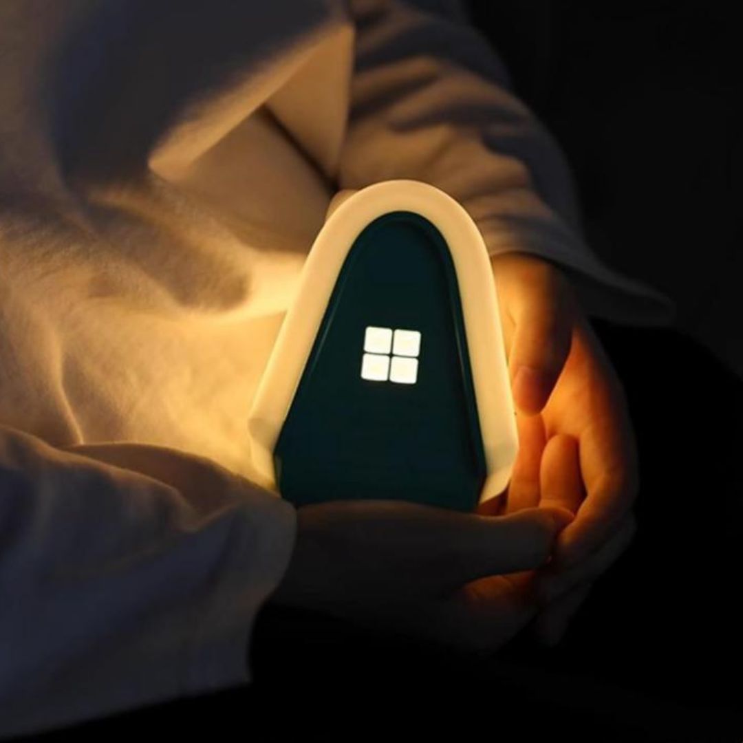 Đèn Ngủ Hình Ngôi Nhà Tuyết Bằng Nhựa ABS Và Silicon Mềm, Ánh Sáng Ấm Dễ Thương