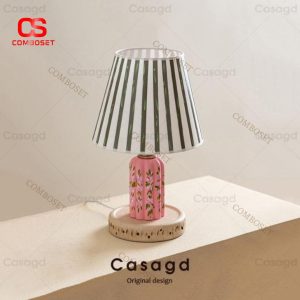 Đèn Bàn Chao Vải Sọc Xanh Thân Kim Loại Hồng Họa Tiết Lá, Trang Nhã Cho Không Gian Sống