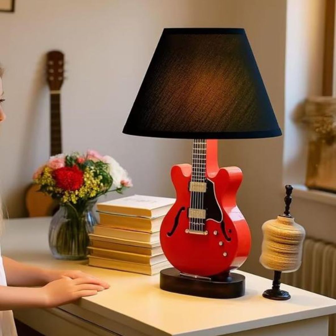 Đèn Bàn Hình Đàn Guitar Phong Cách Nghệ Sĩ Hoàn Hảo Cho Góc Nghỉ Ngơi & Làm Việc