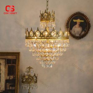 Đèn Chùm Pha Lê Vương Miện Cổ Điển Biểu Tượng Của Sự Quý Phái Và Đẳng Cấp