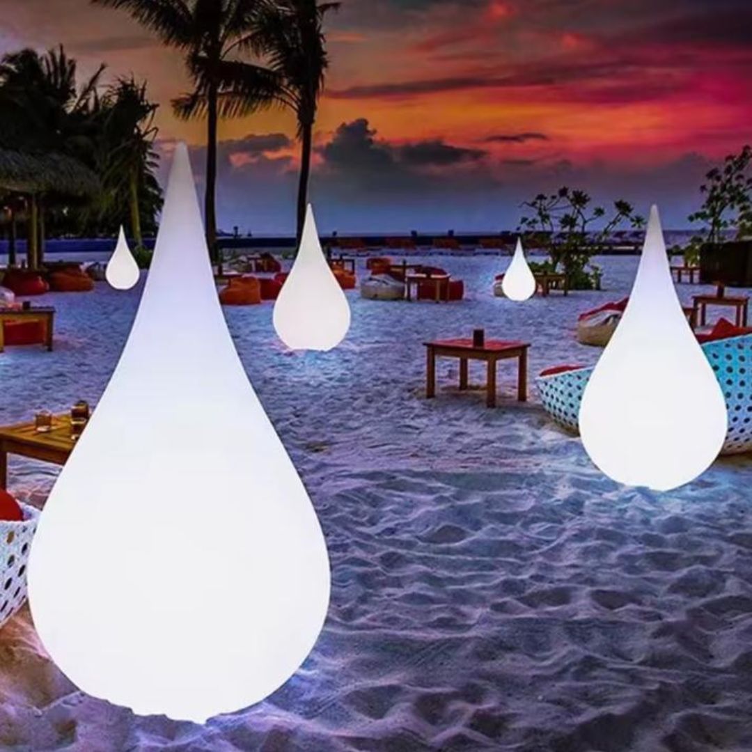 Đèn Sàn Hình Giọt Nước Bằng PE Chống Thấm Nước Decor Hồ Bơi Resort, Khu Nghỉ Dưỡng Sang Trọng