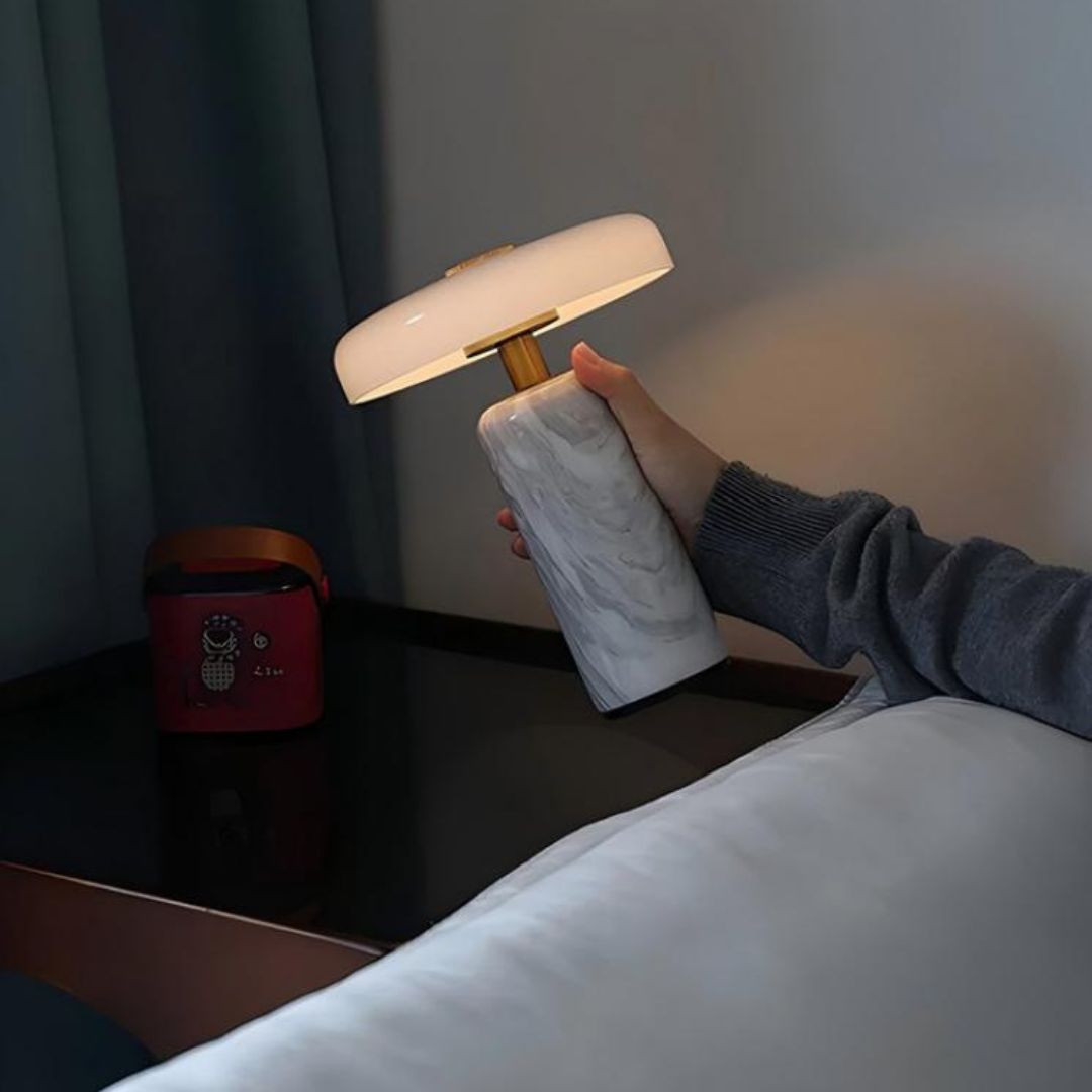 Đèn Bàn Marble Hiện Đại Thiết Kế Độc Đáo Cho Không Gian Sang Trọng