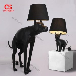 Đèn Sàn Decor Hình Chó Tông Đen Phong Cách Nghệ Thuật Đương Đại