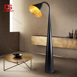 Đèn Sàn Thân Cao Uốn Cong Ánh Vàng Ấm Cho Góc Thư Giãn, Khách Sạn