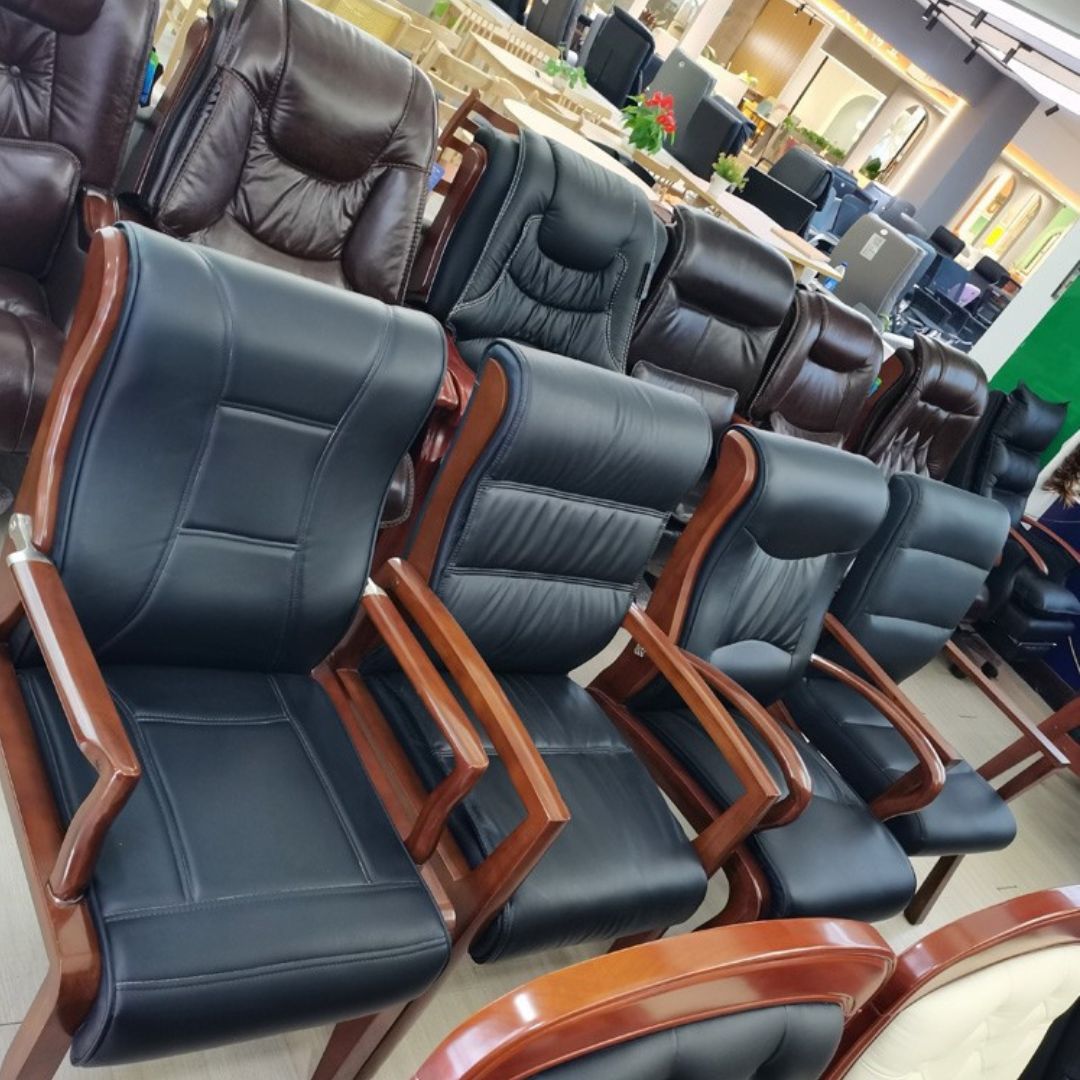 Ghế Hội Nghị Văn Phòng Của Chính Phủ, Doanh Nghiệp