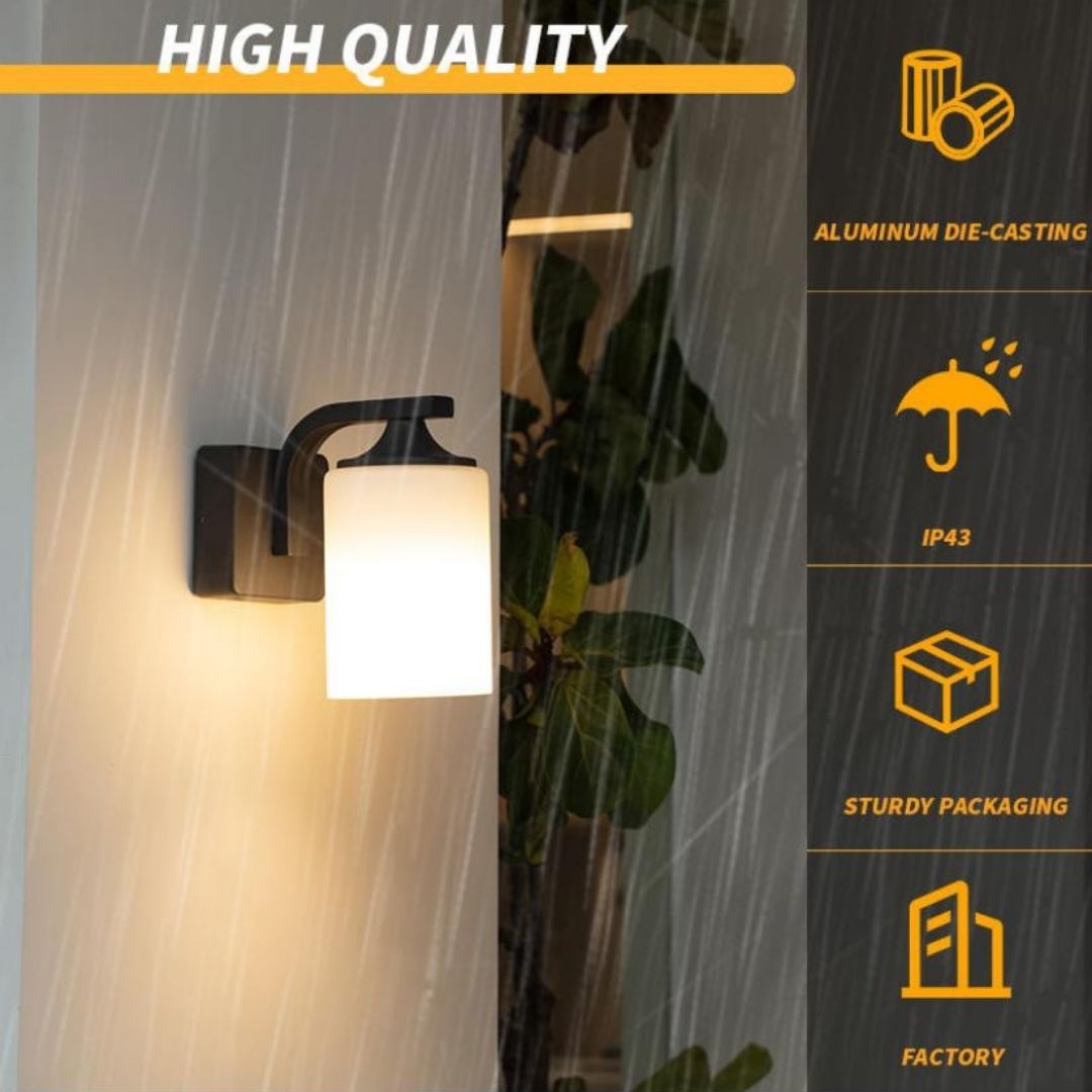 Đèn Tường Hiện Đại Chao Thủy Tinh Trụ Mờ Khung Kim Loại Đen Thanh Lịch