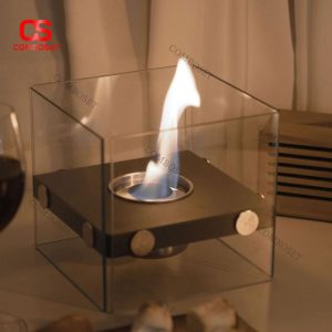 Lò Sưởi Khối Lập Phương Kính Trong Suốt Thiết Kế Tối Giản Đương Đại