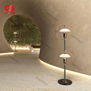 Đèn Sàn Dáng Cung Uốn Lượn Phối Vàng Đồng Tinh Tế