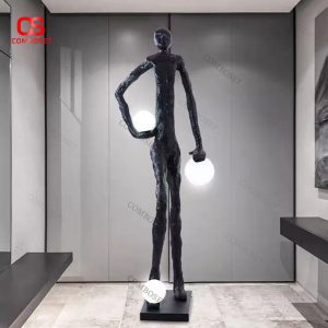 Đèn Sàn Hình Người Giữ Quả Bóng Và Đá Chân, Tác Phẩm Decor Triển Lãm